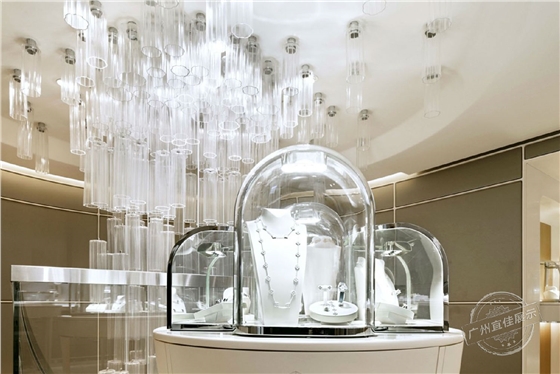 VAN梵克雅宝 珠宝展柜