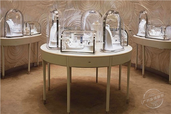 VAN梵克雅宝 珠宝展柜