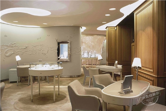 VAN梵克雅宝 珠宝展柜