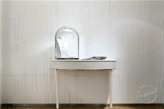 VAN梵克雅宝 珠宝展柜