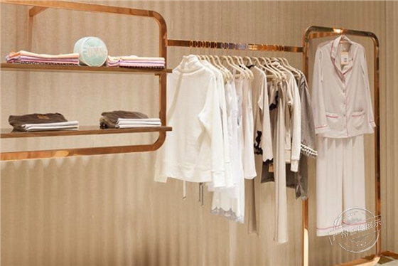 GALERIA 服装展柜