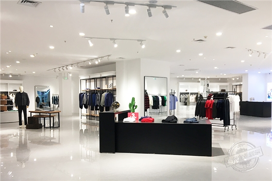 宝港男装馆 服装展柜（佛山宝港奥莱店）
