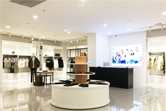 宝港男装馆 服装展柜（佛山宝港奥莱店）