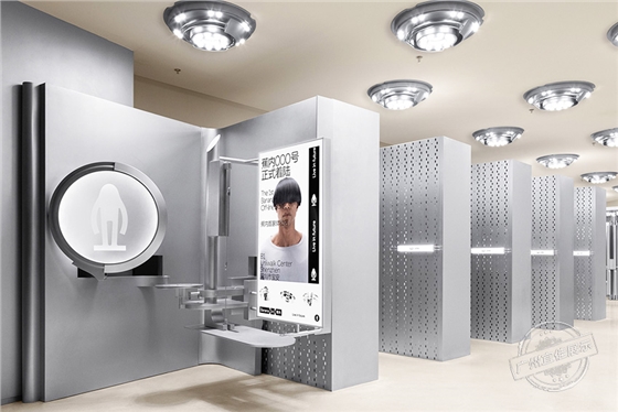 Bananain蕉内概念店 服装展柜（深圳宝安壹方城）