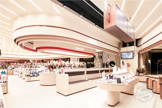 ON AND The Beauty美妆集合店 化妆品展柜