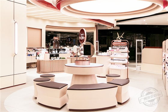 ON AND The Beauty美妆集合店 化妆品展柜