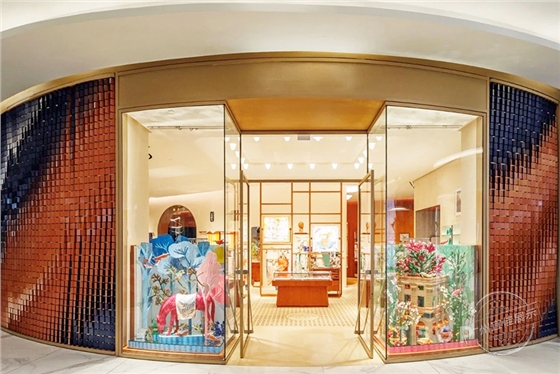 HERMES 高端服装展柜定制