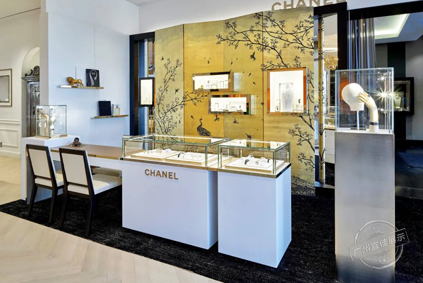 London Jewelers 珠宝展柜